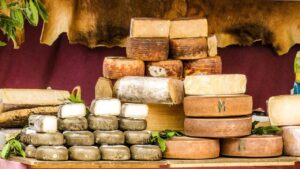 Yak cheese for dogs as a natural chew supporting dental and digestive health